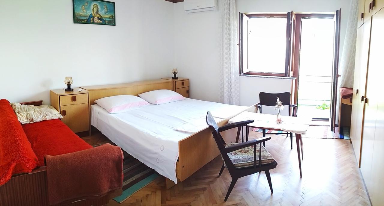 Guest House Julia Senj  Εξωτερικό φωτογραφία